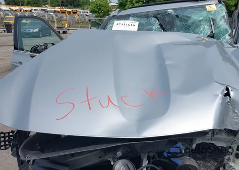 2020 Toyota Highlander Xle из США, поврежденный, VIN 5TDGZRAH1LS011247